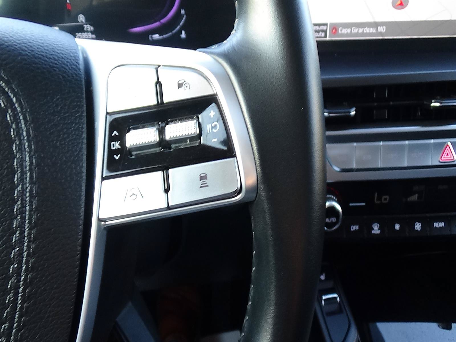 Used 2025 Kia Telluride S FWD image 24