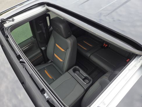 New 2026 GMC Sierra 1500 AT4 w/ AT4 Premium Package image 3