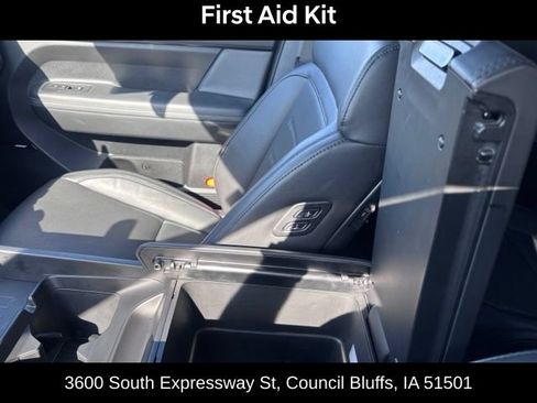 Used 2025 Hyundai Santa Fe Calligraphy AWD/4WD image 31