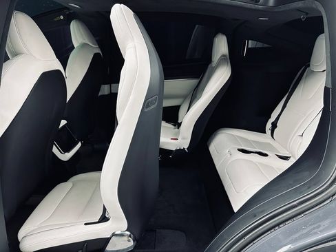 Used 2022 Tesla Model X Plaid AWD/4WD image 24