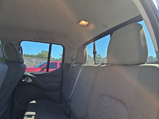 Used 2019 Nissan Frontier SV w/ Value Truck Package RWD image 13