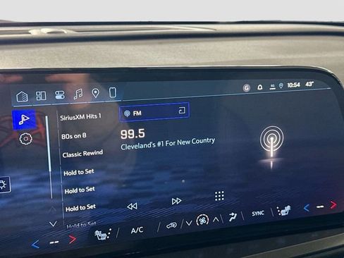 New 2026 Chevrolet Traverse LT w/ LPO, Floor Liner Package image 16