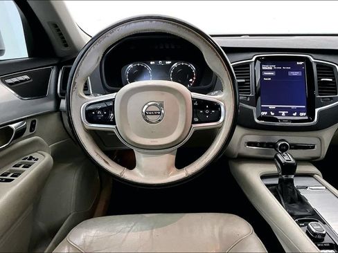 Used 2017 Volvo XC90 T6 Momentum w/ Vision Package AWD/4WD image 6