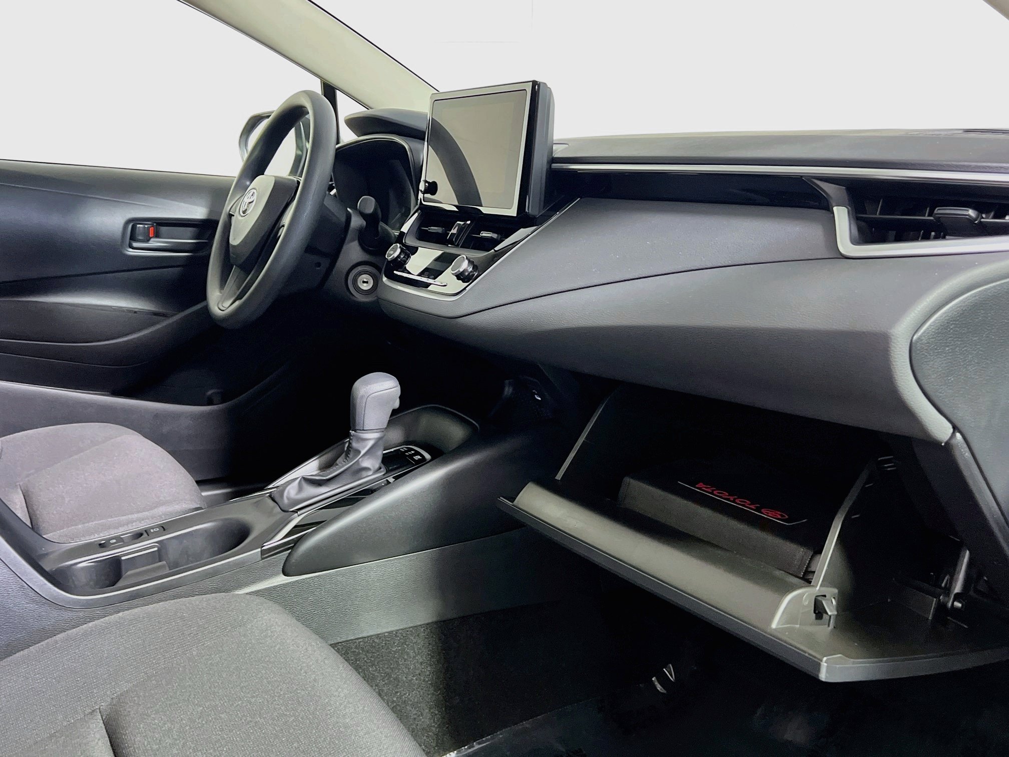 Used 2023 Toyota Corolla LE FWD image 35