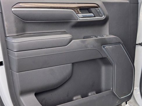 Used 2022 GMC Sierra 1500 Elevation image 14