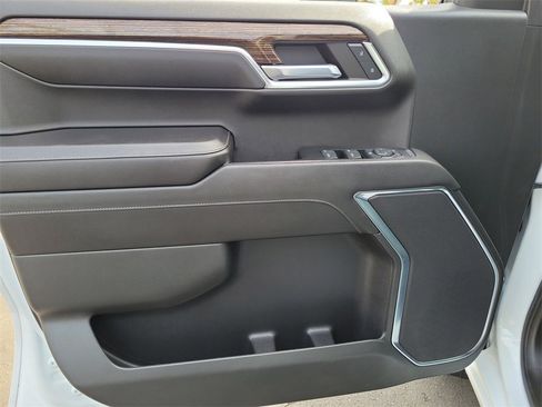 Used 2023 GMC Sierra 1500 Elevation image 22