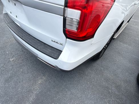 Used 2023 Ford Expedition Max XLT image 30