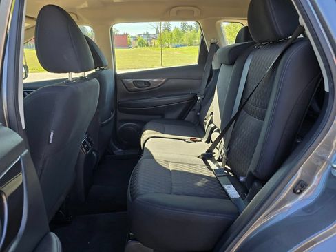 Used 2020 Nissan Rogue S AWD/4WD image 16