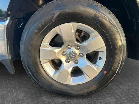 Used 2023 RAM 1500 Big Horn AWD/4WD image 10