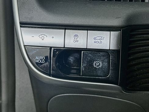Used 2024 Hyundai Ioniq 5 SEL AWD/4WD image 17