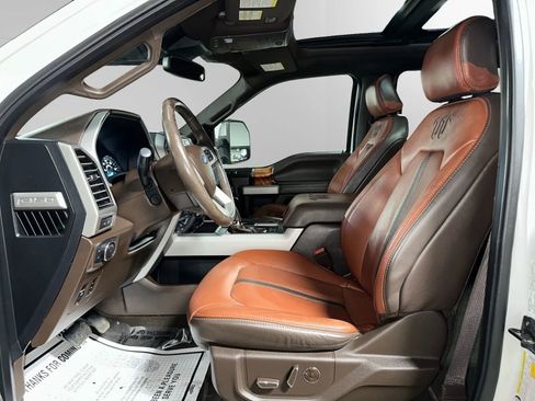 Used 2018 Ford F150 King Ranch w/ Equipment Group 601A Luxury AWD/4WD image 6