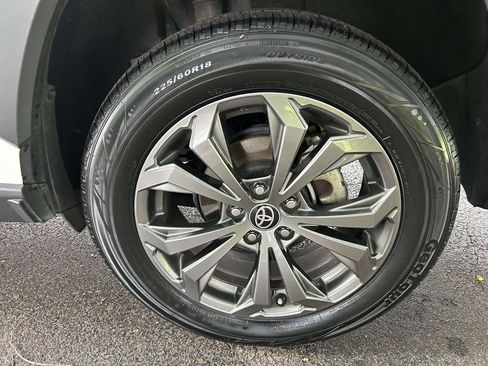 Used 2022 Toyota RAV4 Limited AWD/4WD image 7