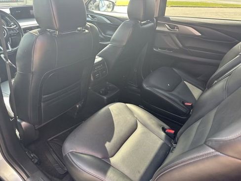 Used 2023 MAZDA CX-9 Touring image 17