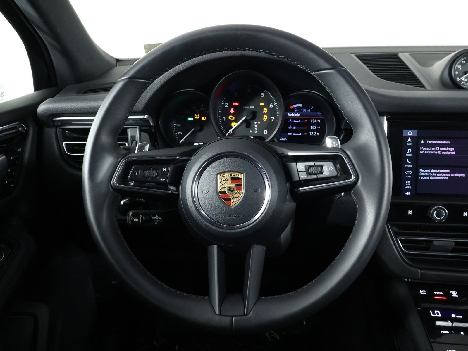 Certified 2026 Porsche Macan AWD/4WD image 12