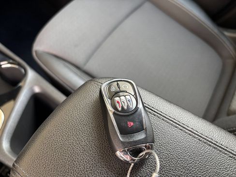 Used 2025 Buick Encore GX Preferred FWD image 20