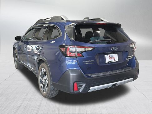 Certified 2022 Subaru Outback Touring XT AWD/4WD image 5