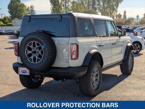New 2025 Ford Bronco Badlands AWD/4WD image 5