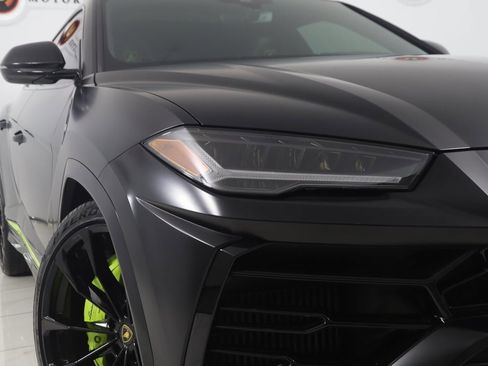 Used 2022 Lamborghini Urus image 29