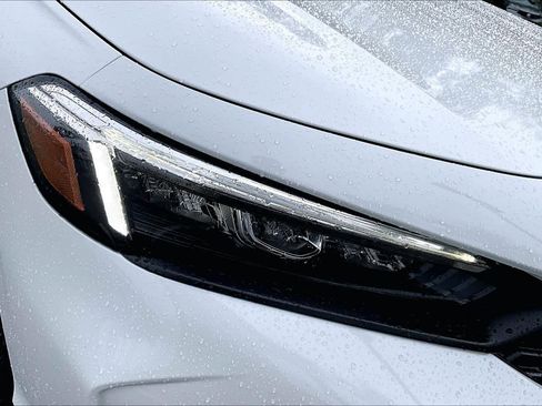 Used 2025 Honda Civic LX image 27