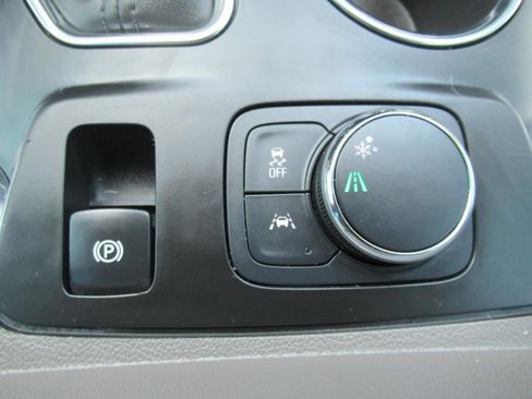 Used 2021 Chevrolet Traverse LT w/ LT Premium Package FWD image 27