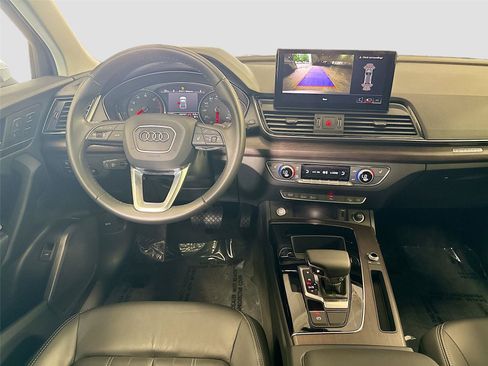 Used 2023 Audi Q5 2.0T Premium w/ Convenience Package AWD/4WD image 22