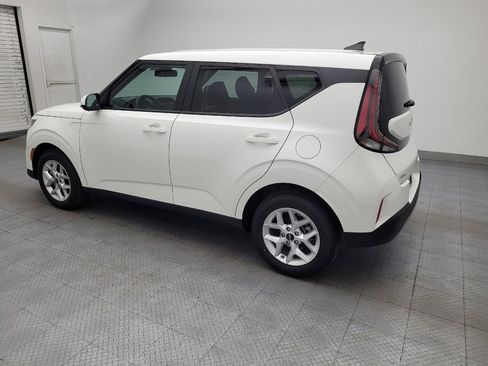 Used 2025 Kia Soul LX w/ LX Technology Package image 3