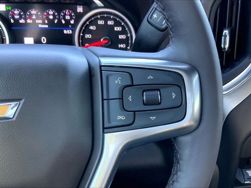 Used 2022 Chevrolet Silverado 2500 LTZ AWD/4WD image 25