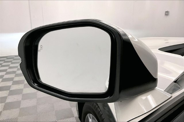 Used 2025 Acura ADX FWD image 37