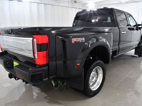 New 2026 Ford F450 Platinum w/ Platinum Plus Package image 11