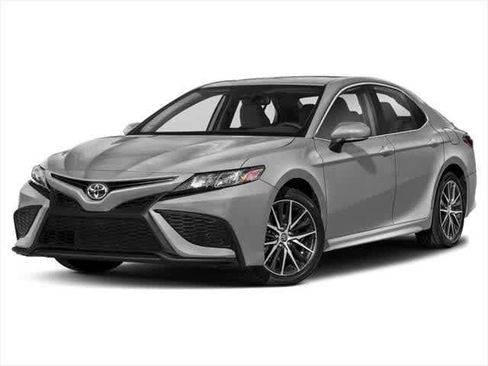 Used 2024 Toyota Camry SE FWD image 1