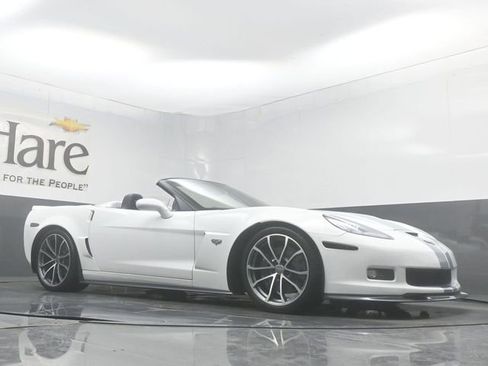 Used 2013 Chevrolet Corvette 427 w/ 1SC Preferred Equipment Group RWD image 2