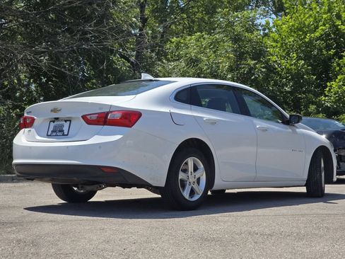 Used 2024 Chevrolet Malibu LT FWD image 13