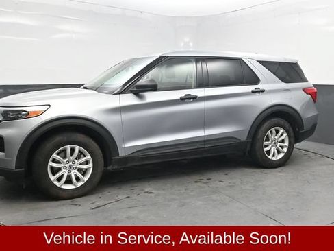 Used 2021 Ford Explorer 4WD image 3