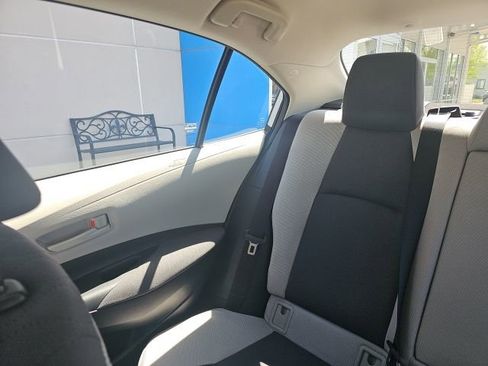 Used 2025 Toyota Corolla LE image 10