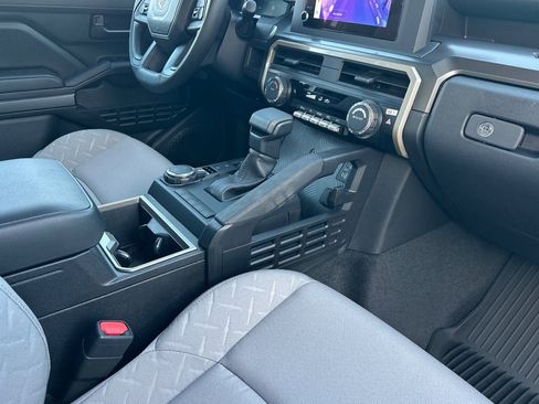 New 2026 Toyota Tacoma SR5 image 17