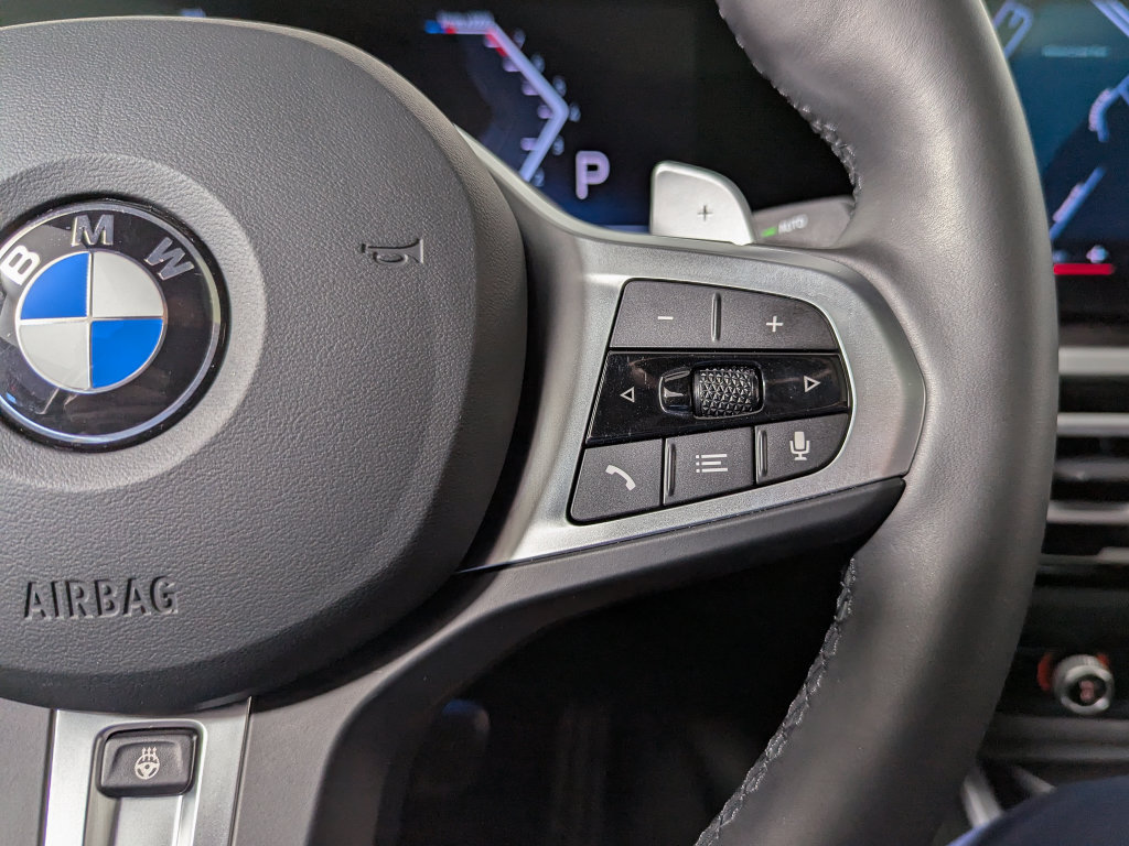 Certified 2024 BMW 330i xDrive Sedan w/ M Sport Package AWD/4WD image 33