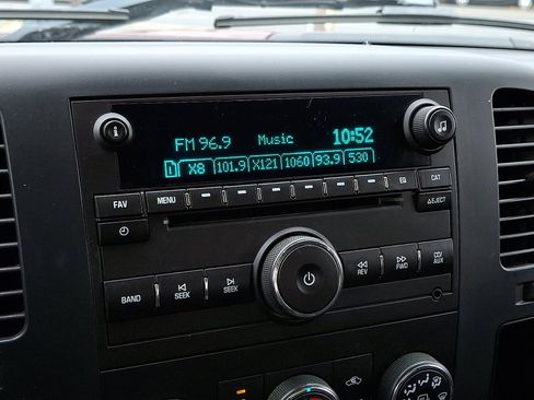 Used 2009 Chevrolet Silverado 1500 LT image 18