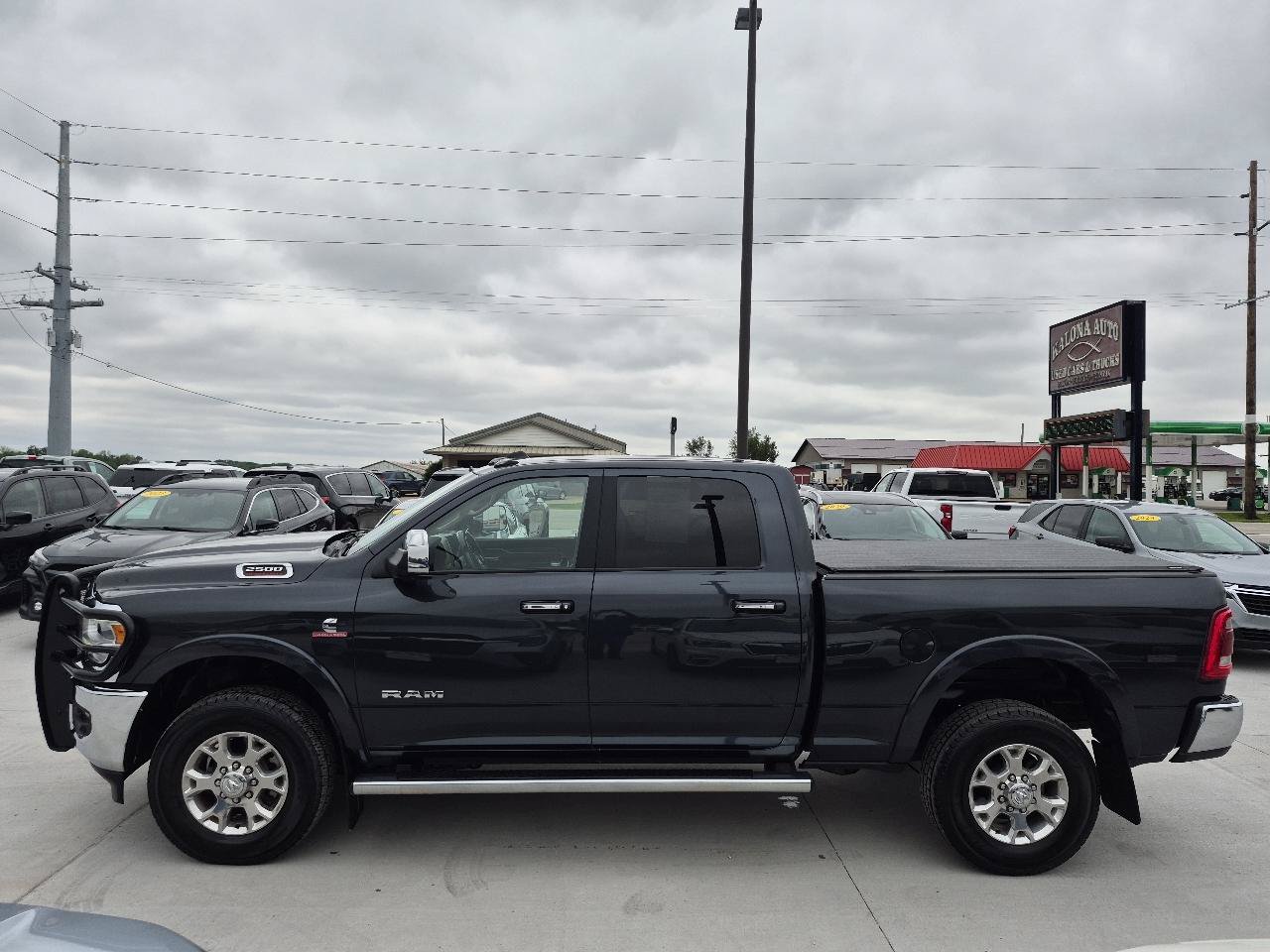 Used 2022 RAM 2500 Laramie AWD/4WD image 9