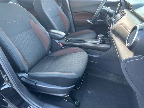 Used 2024 Nissan Kicks SR image 26