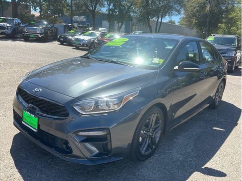 Used 2020 Kia Forte GT-Line FWD image 3