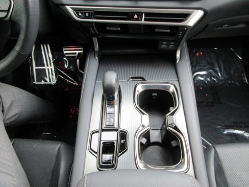 Used 2024 Lexus RX 500h F Sport w/ Convenience Package image 47