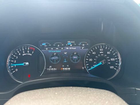 Used 2019 Ford Expedition Limited w/ Equipment Group 302A RWD image 9