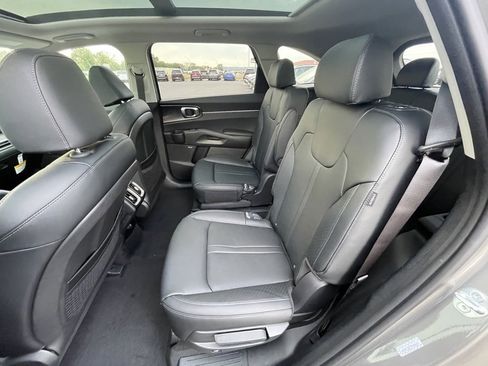 New 2026 Kia Sorento EX image 28