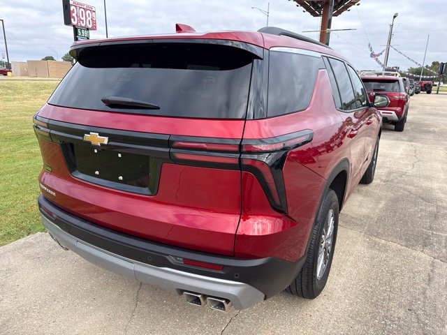 Used 2026 Chevrolet Traverse LT FWD image 10