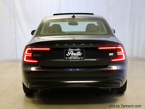 Used 2023 Volvo S60 T8 Plus image 7