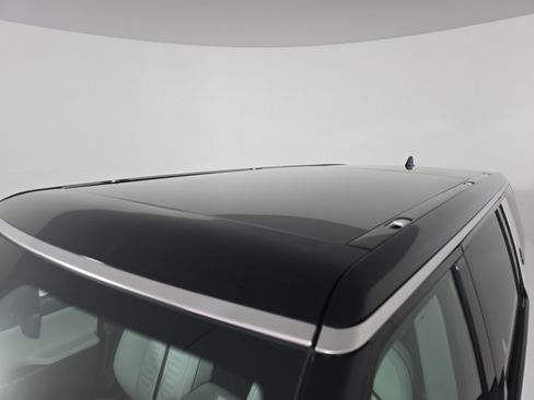 Used 2025 Rivian R1S Adventure AWD/4WD image 13