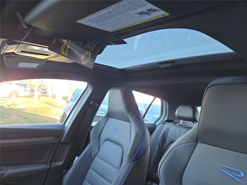 New 2026 Volkswagen Golf image 22