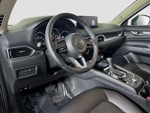 Used 2021 MAZDA CX-5 Touring image 18