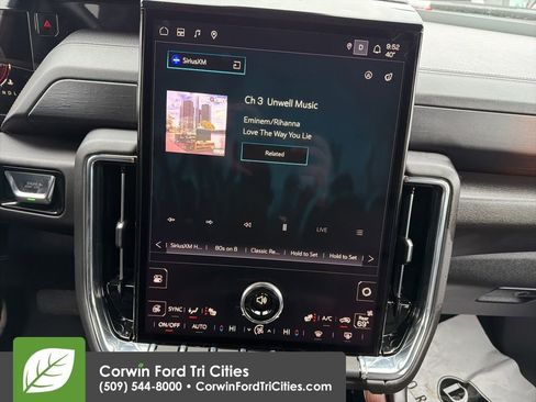 Used 2025 GMC Yukon XL Denali image 19