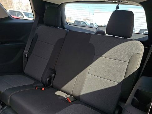 Used 2021 Chevrolet Traverse LT AWD/4WD image 18